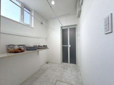 「洗う・干す・畳む」を効率化するランドリールーム